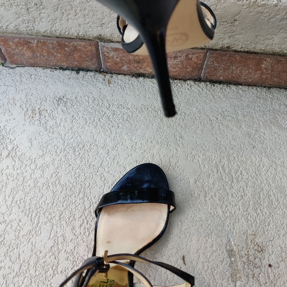 Michael Kors strappy ankle strap patent leather heeled sandal - Picture 11 of 16